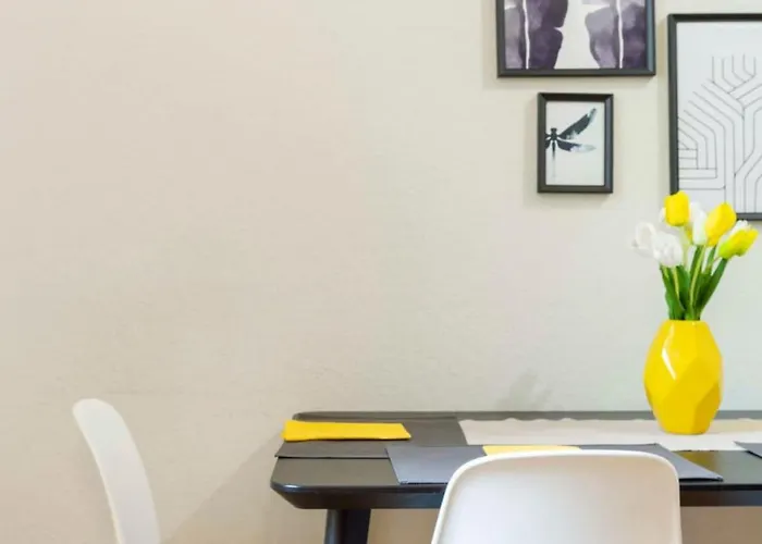 Modern Ac Selfcheckin برلين