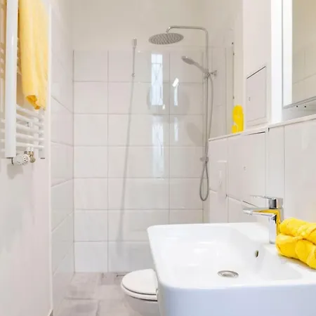 Modern Ac Selfcheckin